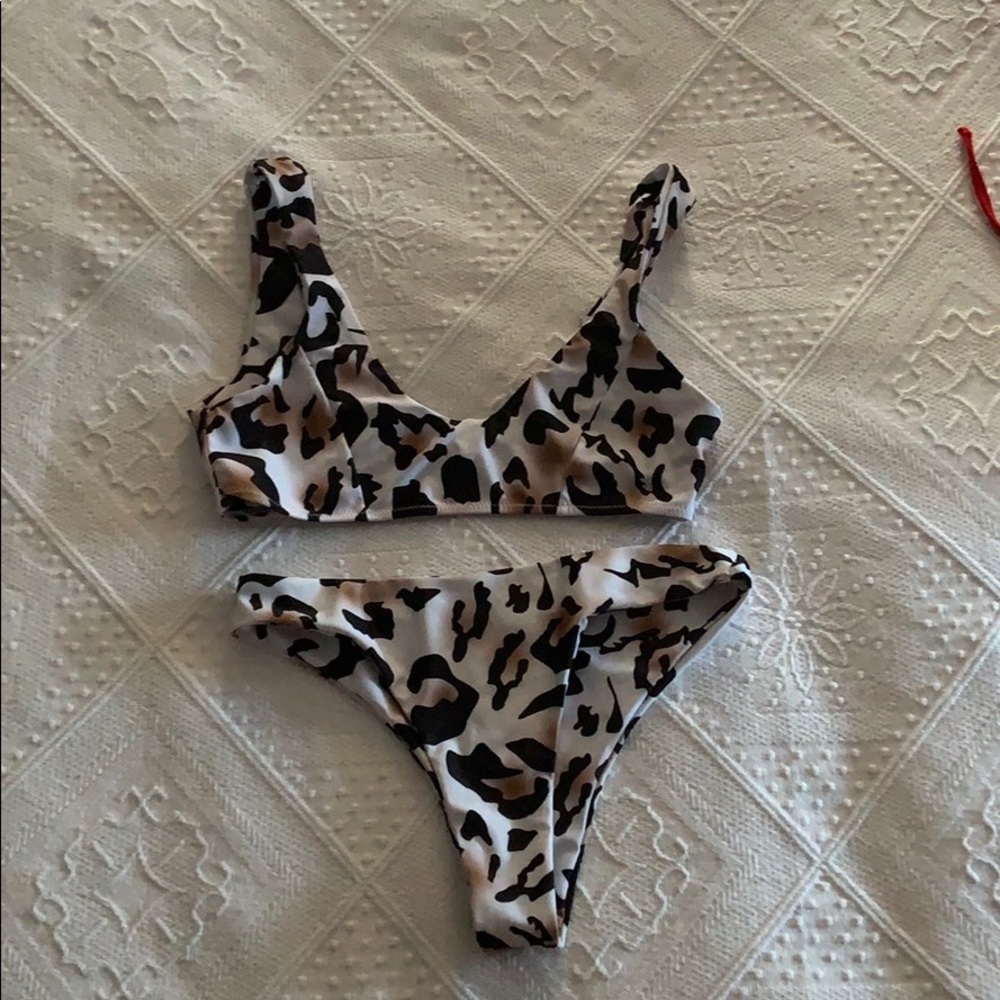 Super Trendy Leopard Print Two Piece